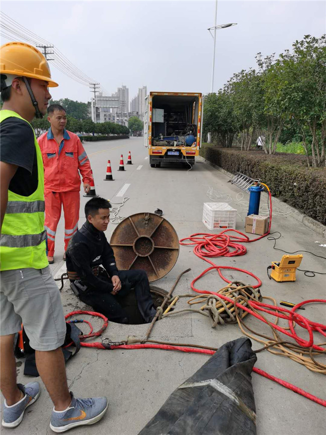 樊城翻衬法管道修复技术主要工序