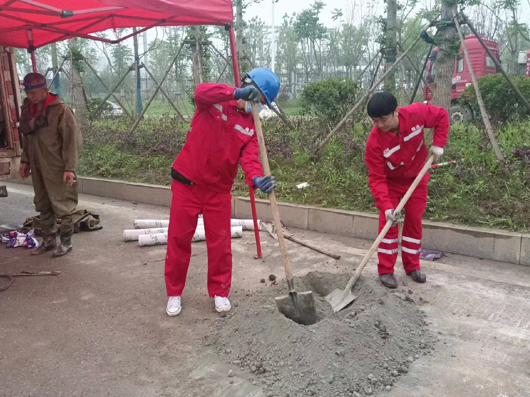樊城管道疏通哪家好】及时进行市政管道清淤